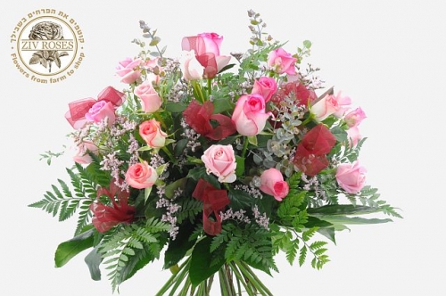 זר ורדים אהבה של נגיעות ורודות